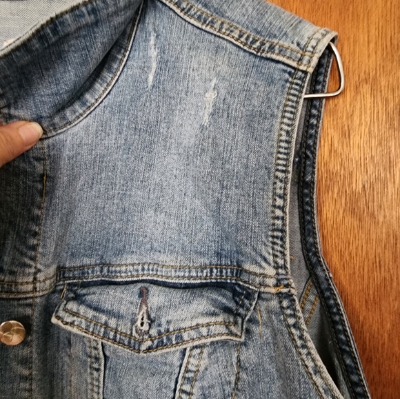 Jessica Simpson Jean vest - Picture 3 of 3